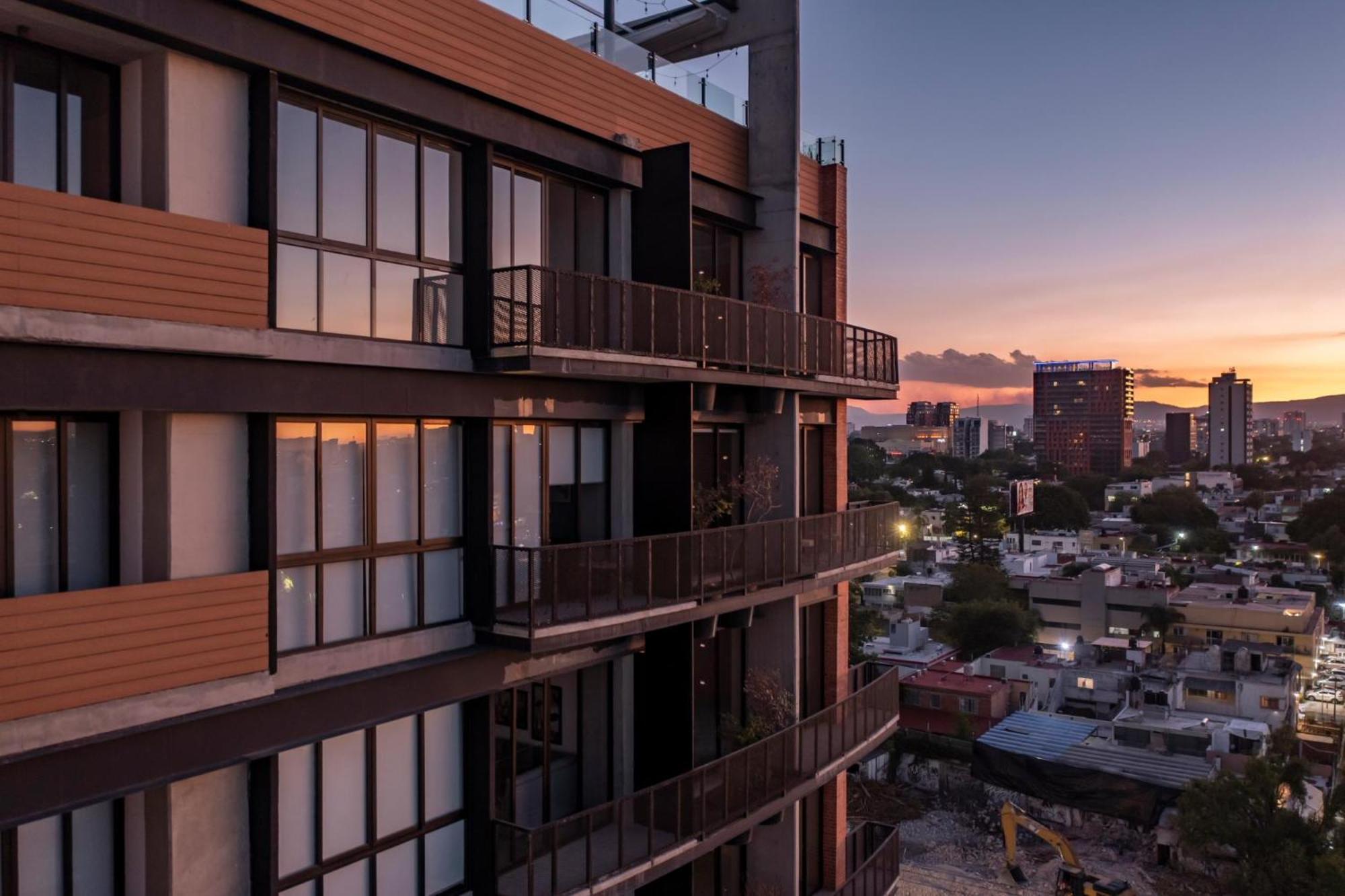 Loft In The Heart Of Americana, Have An Artsy Stay Guadalajara Luaran gambar